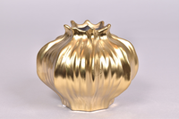 BLOM VASE MAT GOLD 14X12CM
