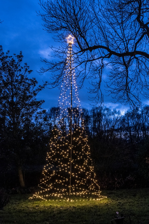 Boom met ster 836led fl. d160h500cm