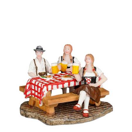 Eating schnitzels l7.5b8h6cm