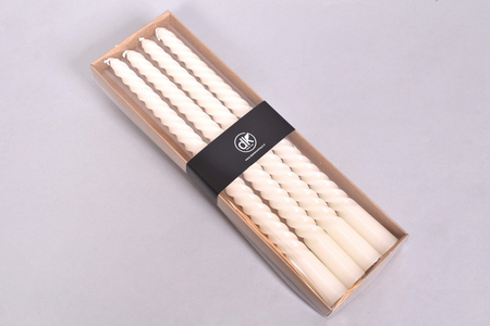 Kaars crown twist ivoor 4x30cm.