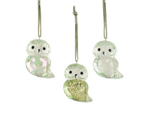 Orn.plc uil l5.5b4h6.5cm licht groen a3